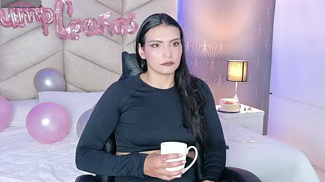 Snapshot of samiradoll chatting on 24, 10, 2025 samiradoll online show from 24, 10, 2025