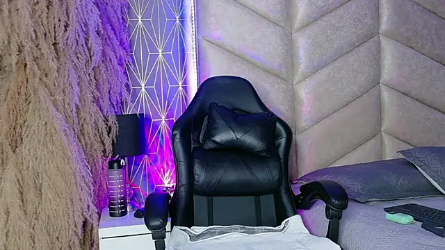 Snapshot of samiradoll chatting on 1, 12, 2025 samiradoll online show from 1, 12, 2025