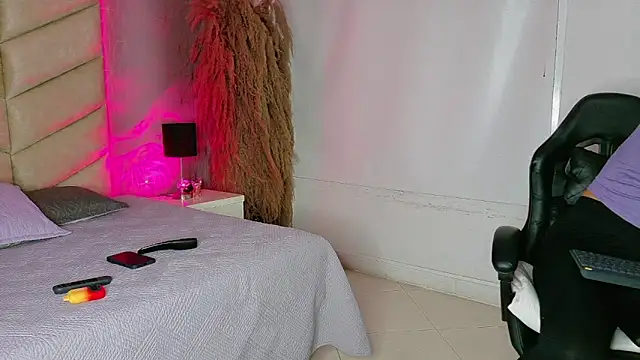 Snapshot of samiradoll chatting on 15, 12, 2025 samiradoll online show from 15, 12, 2025