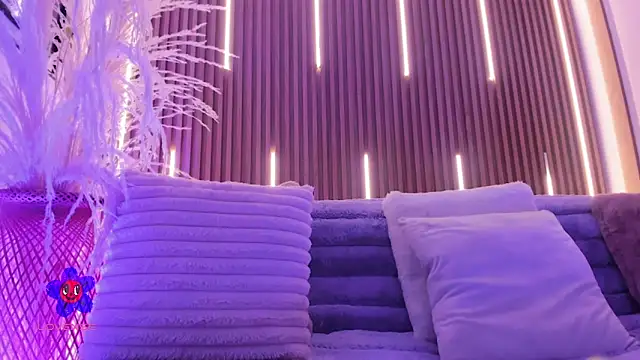 ArianaSantana online show from 15, 11, 2025