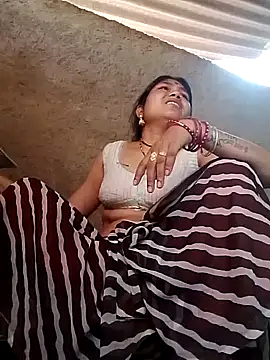 Snapshot of Rashili_jaan chatting on 8, 11, 2025 Rashili jaan online show from 8, 11, 2025