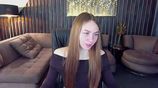 Snapshot of MilaAddams chatting on 13, 5, 2026 MilaAddams online show from 13, 5, 2026