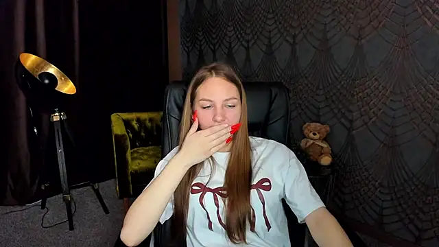 MilaAddams online show from 7, 7, 2026