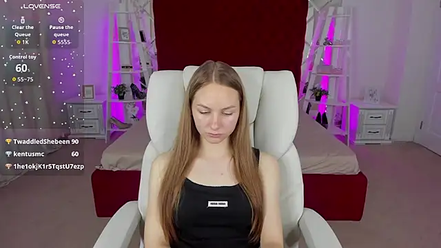 MilaAddams online show from 14, 7, 2026