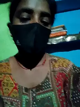 Snapshot of Pari_queen_44 chatting on 17, 9, 2025 Pari queen 44 online show from 17, 9, 2025