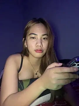 Snapshot of Shy_SexyLady chatting on 7, 4, 2026 Shy SexyLady online show from 7, 4, 2026