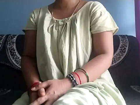 Snapshot of NehaQn chatting on 13, 9, 2025 NehaQn online show from 13, 9, 2025