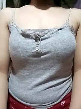 LucyyLy online show from 5, 4, 2026