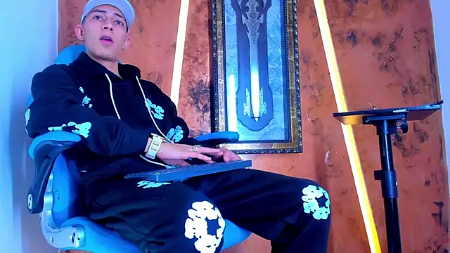 Dante Brown1  online show from 16, 12, 2025