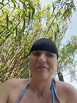 Snapshot of MysticCleo chatting on 8, 6, 2026 MysticCleo online show from 8, 6, 2026