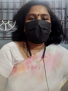 Snapshot of Tamil_Azhaghi25 chatting on 12, 6, 2026 Tamil Azhaghi25 online show from 12, 6, 2026