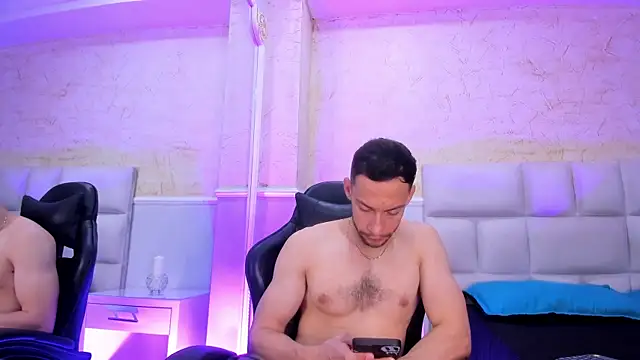 TyagoRoberts online show from 5, 11, 2025