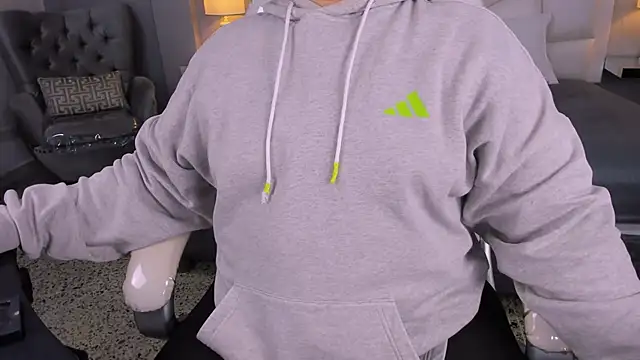 Miss Francheska online show from 5, 2, 2026