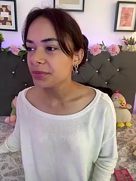 Snapshot of Im_Lyan chatting on 29, 11, 2025 Im Lyan online show from 29, 11, 2025