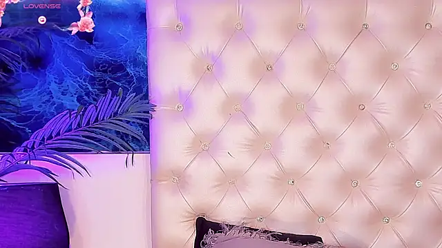 Snapshot of Valeria_Swett_ chatting on 23, 6, 2026 Valeria Swett online show from 23, 6, 2026
