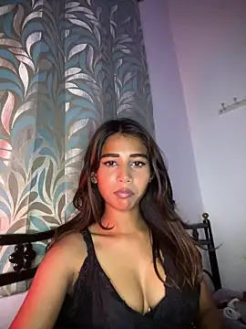 Snapshot of STRIP_GLOW chatting on 18, 3, 2026 STRIP GLOW online show from 18, 3, 2026