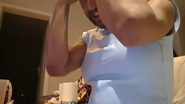 Snapshot of analmoni chatting on 12, 9, 2025 analmoni online show from 12, 9, 2025