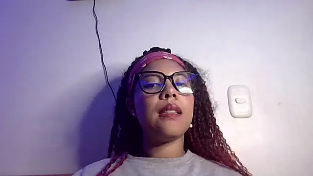 gigi1326 online show from 17, 7, 2026