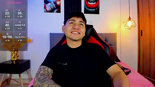 Snapshot of Nicolas_James_Sc chatting on 25, 9, 2025 Nicolas James Sc online show from 25, 9, 2025