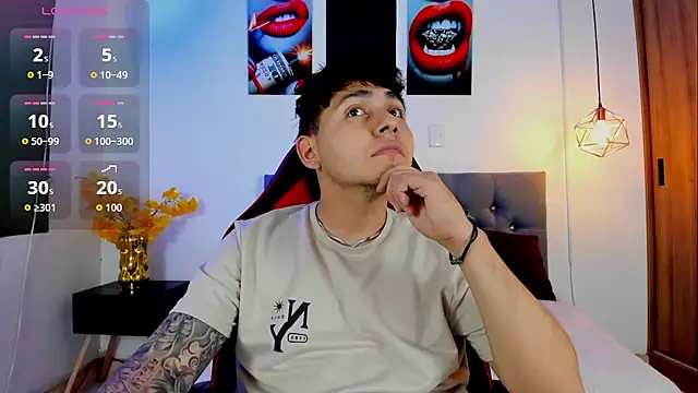 Snapshot of Nicolas_James_Sc chatting on 3, 10, 2025 Nicolas James Sc online show from 3, 10, 2025