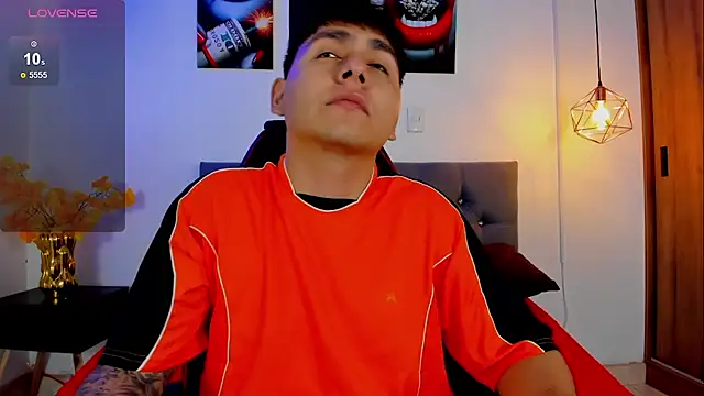 Snapshot of Nicolas_James_Sc chatting on 11, 10, 2025 Nicolas James Sc online show from 11, 10, 2025