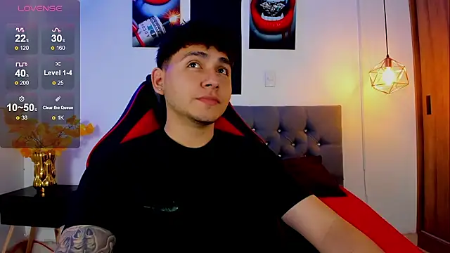 Snapshot of Nicolas_James_Sc chatting on 16, 10, 2025 Nicolas James Sc online show from 16, 10, 2025