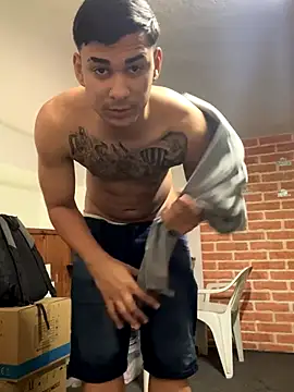 Snapshot of condenovin chatting on 19, 9, 2025 condenovin online show from 19, 9, 2025