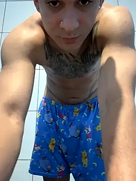 Snapshot of condenovin chatting on 27, 9, 2025 condenovin online show from 27, 9, 2025