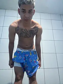 Snapshot of condenovin chatting on 14, 12, 2025 condenovin online show from 14, 12, 2025