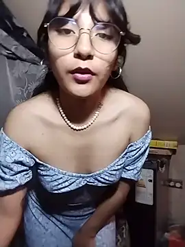 Regina Shine online show from 4, 8, 2026