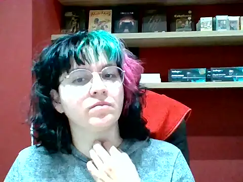 Snapshot of Froggyinthebox chatting on 22, 7, 2026 Froggyinthebox online show from 22, 7, 2026