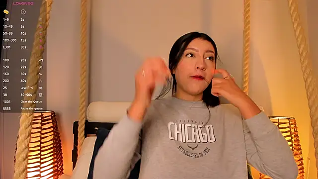 kaylii purple online show from 15, 12, 2025