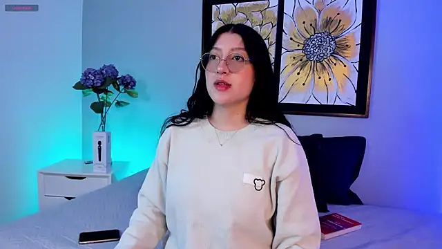 kaylii purple online show from 21, 12, 2025