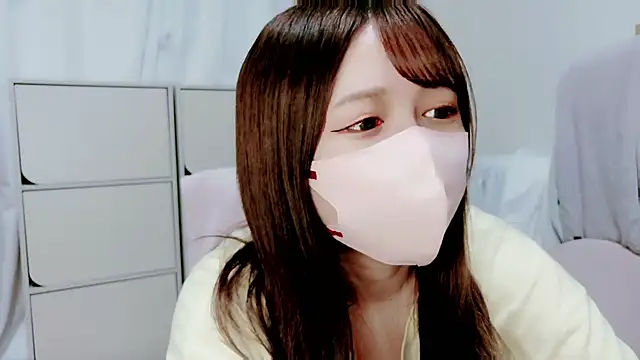 Snapshot of Hanachan_Gcup_ chatting on 19, 9, 2025 Hanachan Gcup  online show from 19, 9, 2025