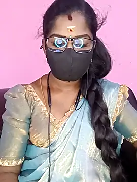 Snapshot of tamilammukuttyy chatting on 9, 9, 2025 tamilammukuttyy online show from 9, 9, 2025