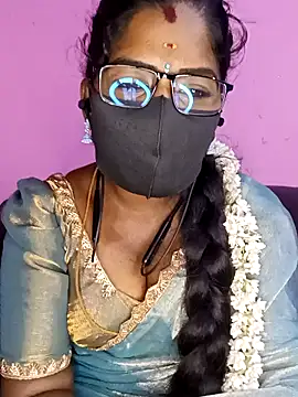 Snapshot of tamilammukuttyy chatting on 9, 9, 2025 tamilammukuttyy online show from 9, 9, 2025