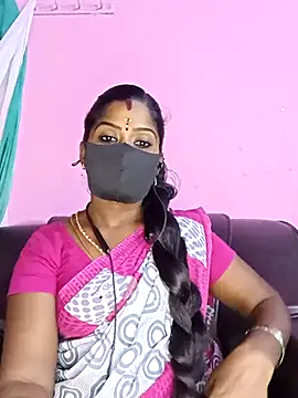 Snapshot of tamilammukuttyy chatting on 11, 9, 2025 tamilammukuttyy online show from 11, 9, 2025