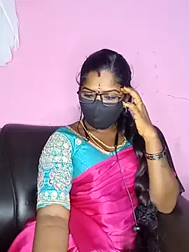 Snapshot of tamilammukuttyy chatting on 13, 9, 2025 tamilammukuttyy online show from 13, 9, 2025