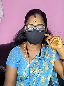 Snapshot of tamilammukuttyy chatting on 15, 9, 2025 tamilammukuttyy online show from 15, 9, 2025