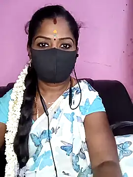 Snapshot of tamilammukuttyy chatting on 17, 9, 2025 tamilammukuttyy online show from 17, 9, 2025