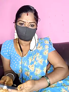 Snapshot of tamilammukuttyy chatting on 29, 9, 2025 tamilammukuttyy online show from 29, 9, 2025