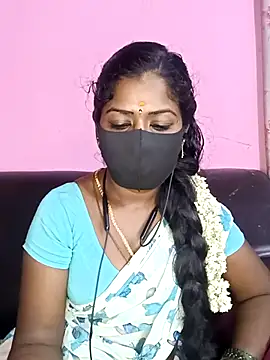 Snapshot of tamilammukuttyy chatting on 25, 10, 2025 tamilammukuttyy online show from 25, 10, 2025