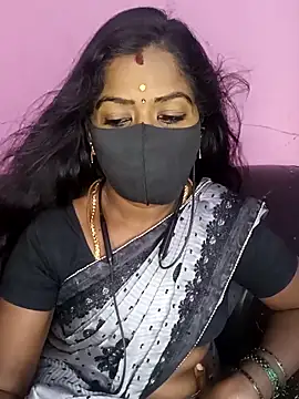 Snapshot of tamilammukuttyy chatting on 29, 10, 2025 tamilammukuttyy online show from 29, 10, 2025