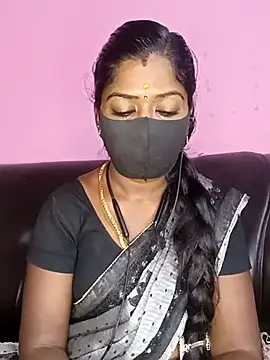 Snapshot of tamilammukuttyy chatting on 29, 10, 2025 tamilammukuttyy online show from 29, 10, 2025