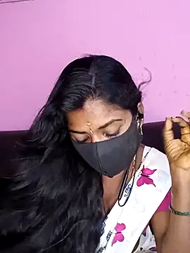 Snapshot of tamilammukuttyy chatting on 11, 11, 2025 tamilammukuttyy online show from 11, 11, 2025