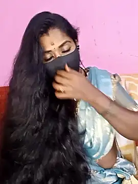 Snapshot of tamilammukuttyy chatting on 18, 11, 2025 tamilammukuttyy online show from 18, 11, 2025