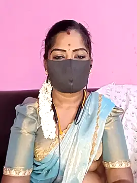 Snapshot of tamilammukuttyy chatting on 14, 12, 2025 tamilammukuttyy online show from 14, 12, 2025