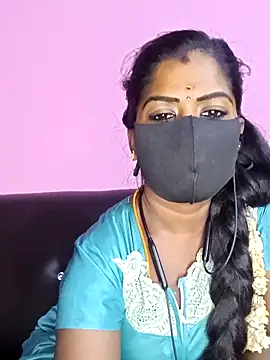 Snapshot of tamilammukuttyy chatting on 15, 12, 2025 tamilammukuttyy online show from 15, 12, 2025