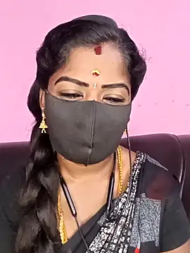 Snapshot of tamilammukuttyy chatting on 11, 3, 2026 tamilammukuttyy online show from 11, 3, 2026