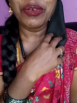 Snapshot of tamilammukuttyy chatting on 17, 3, 2026 tamilammukuttyy online show from 17, 3, 2026